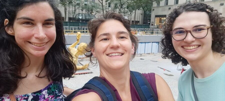 New York: Midtown Manhattan City Exploration Game - Good To Know