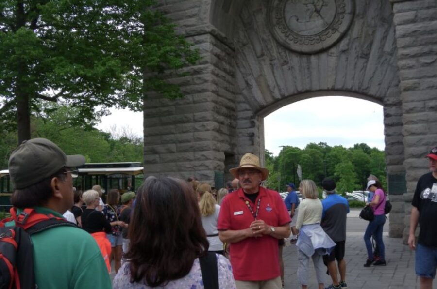 Niagara Falls: American Tour W/ Maid of Mist & Cave of Winds