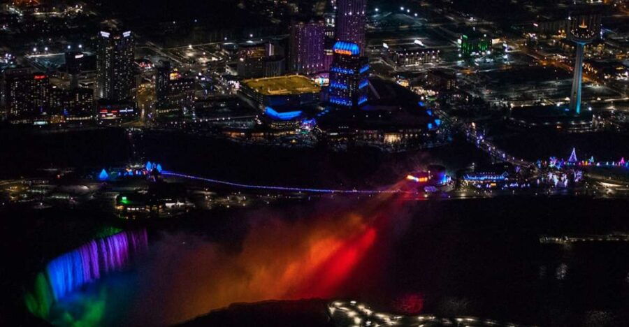 Niagara Falls, Canada: Nights & Lights Helicopter Experience