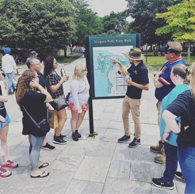 Niagara Falls: Maid of the Mist & Cave of the Winds Tour