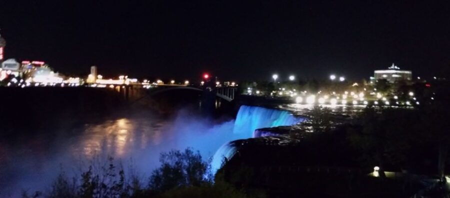 Niagara Falls, NY: Lantern-lit Haunted Niagara Falls Tour