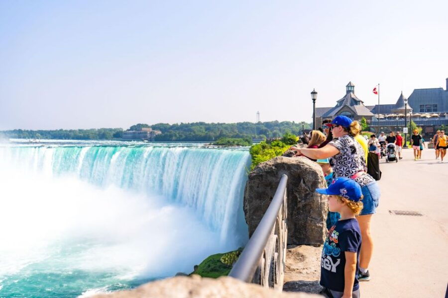 Niagara Falls: US & Canadian Side Tour