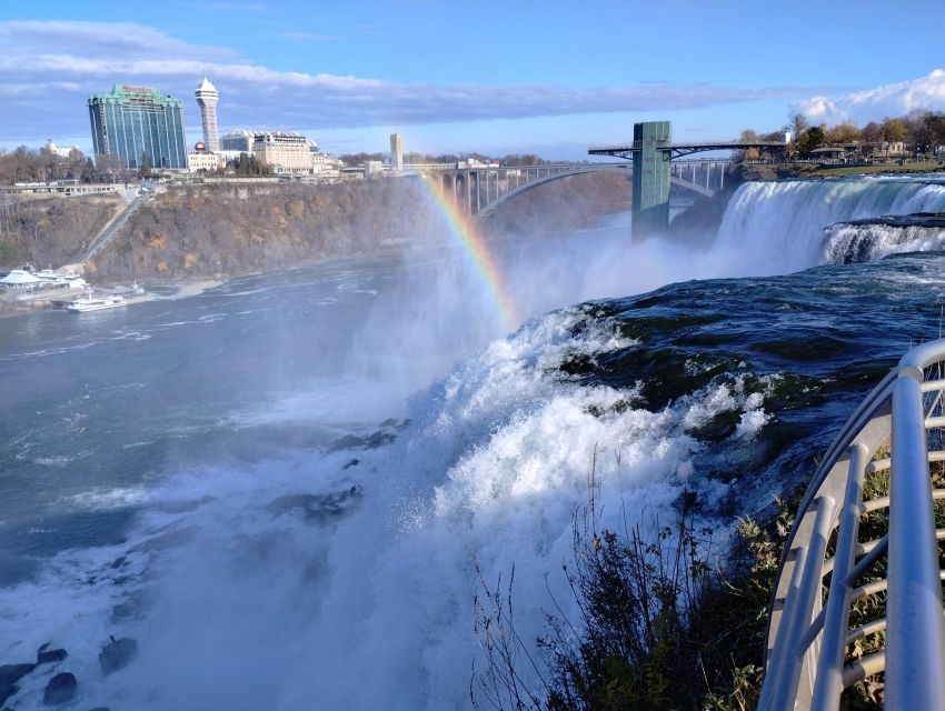 Niagara Falls: Winter Tour With Cave of the Winds Entry