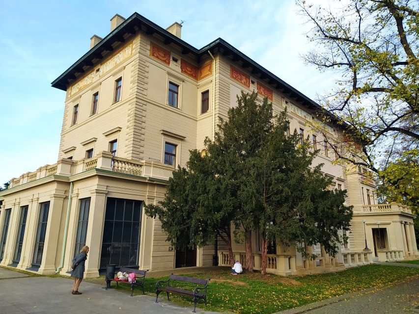 Non-Touristy Prague - Cozy Neighborhoods - Good To Know