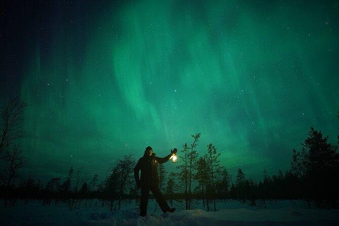 Northern Lights Hunting Photography in Rovaniemi Finland - Essential Photography Equipment for Northern Lights Hunting
