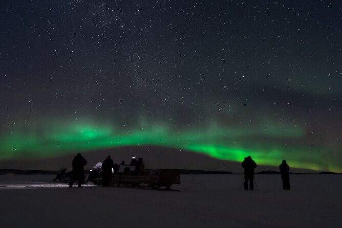 Northern Lights Tour to Lake Inari From Ivalo, Reindeers & Dinner - Good To Know