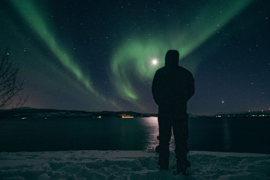 Northern Lights Tromsø – Small Group Tour With Local Guide