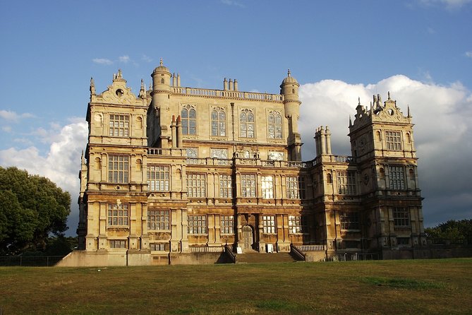 Nottingham Private Walking Tour With a Professional Guide