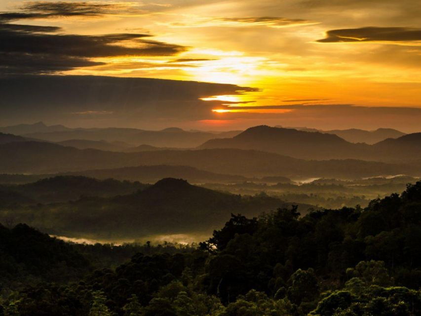 Nuwara Eliya to Summit Bliss: Adams Peak Overnight Hike