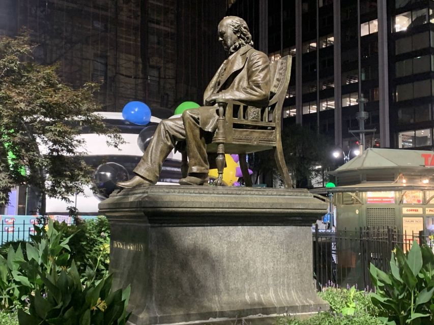 NYC Chelsea Self-Guided Walking Tour & Scavenger Hunt - Experience Highlights