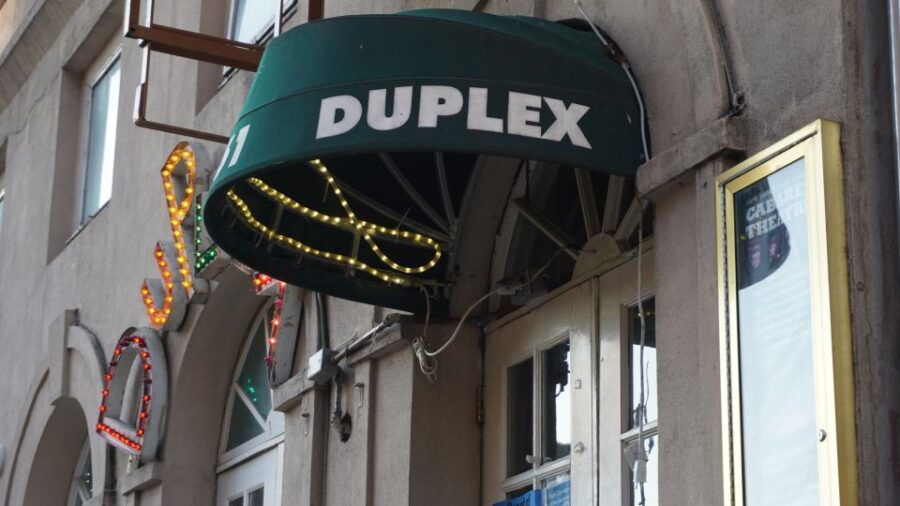 NYC: New York City History of Stand-Up Comedy Tour - Good To Know