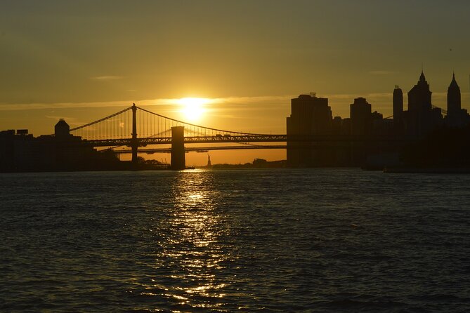 NYC Skyline Sunset Cruise of Statue Of Liberty & the NY River