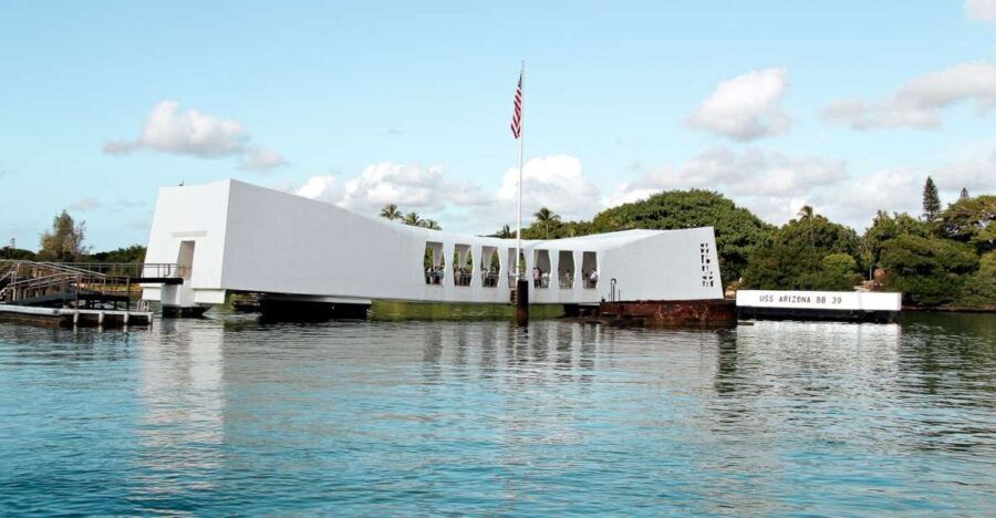 Oahu: Official USS Arizona Memorial Narrated Audio Tour