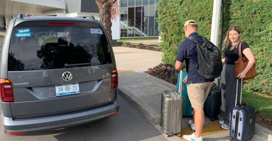 Oaxaca: Private Shuttle From Downton to Oaxaca Airport