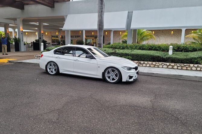 Ocho Rios Private Airport Transfer [VIP LUXURY Vehicles]