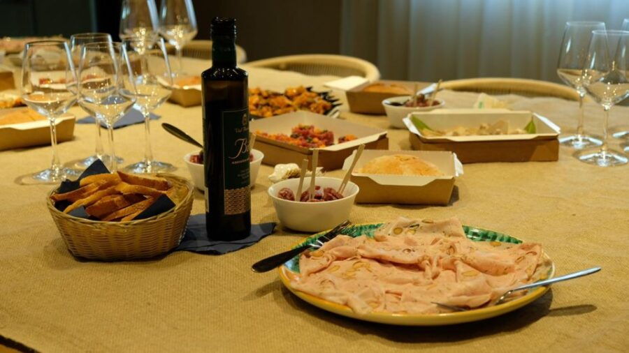 Oil and Food Tasting in the Province of Agrigento - Good To Know