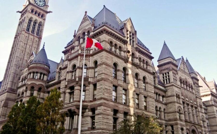 Old Town Toronto Outdoor Escape Game: The Dark Tales