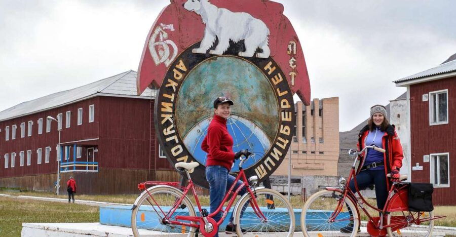 One-Day Trip to the Ghost Town of Pyramiden by Open Boat - Good To Know