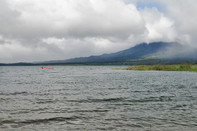 One-Way Transfer From La Fortuna to Monteverde Through Arenal Lake
