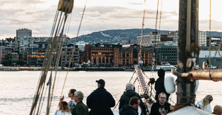 Oslo: Fjord Evening Cruise With Shrimp Buffet