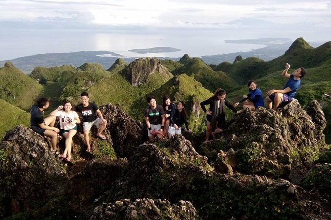 Osmeña Peak and Kawasan Falls Canyoneering Private Tour