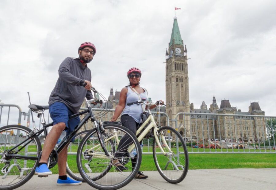 Ottawa: 4 or 8-Hour Bike Rental With Self-Guided Tour