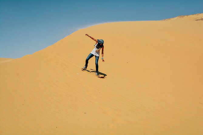 Overnight Safari Trip To Bahariya & White Desert