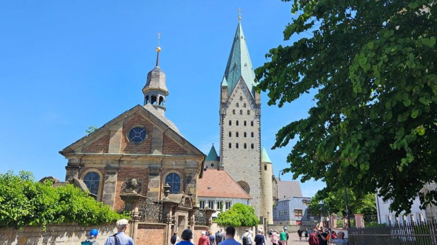 Paderborn: Old Town Highlights Self-guided Tour - Good To Know