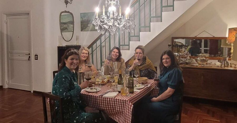 Palermo: 2-Hour Sicilian Cheese and Wine Tasting Tour
