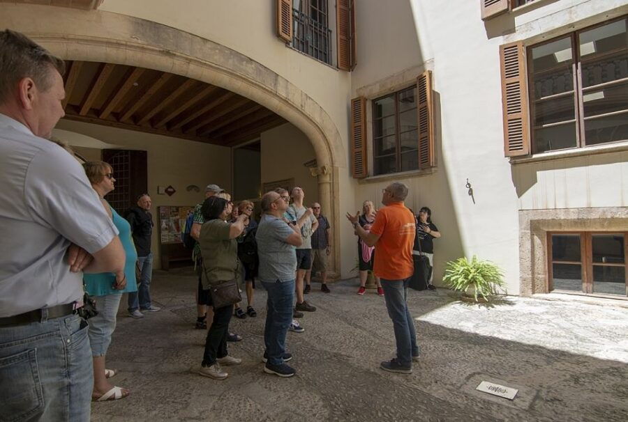 Palma De Mallorca Highlights: 1,5-Hour Private Walking Tour