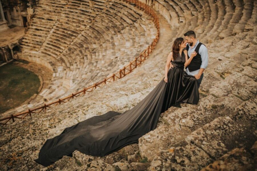 Pamukkale: Satin Flying Dress Rental Service