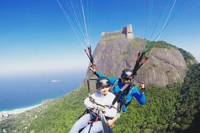 Paragliding Flight in Pedra Bonita//São Conrado/RJ - Good To Know
