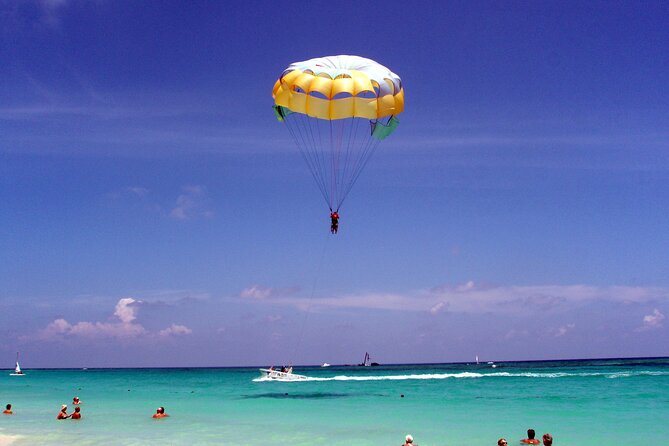 Parasailing Experience in Cortecito Beach