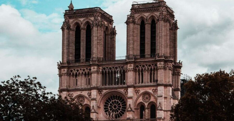 Paris: Marais Walks Self-Guided Audio Tour - Good To Know