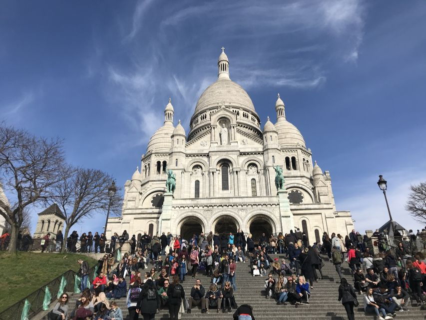 Paris Montmartre: 2-Hour Walking Tour in German - Good To Know