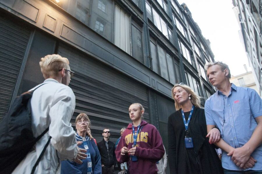 Paris: Murder Mysteries Group Walking Tour - Good To Know