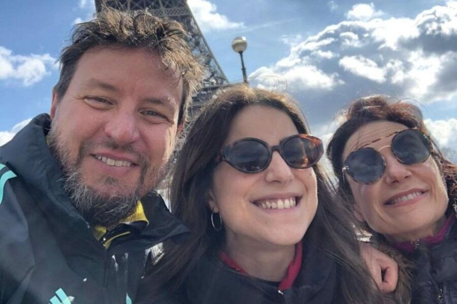 Paris: Private Custom Tour With a Local Guide - Good To Know