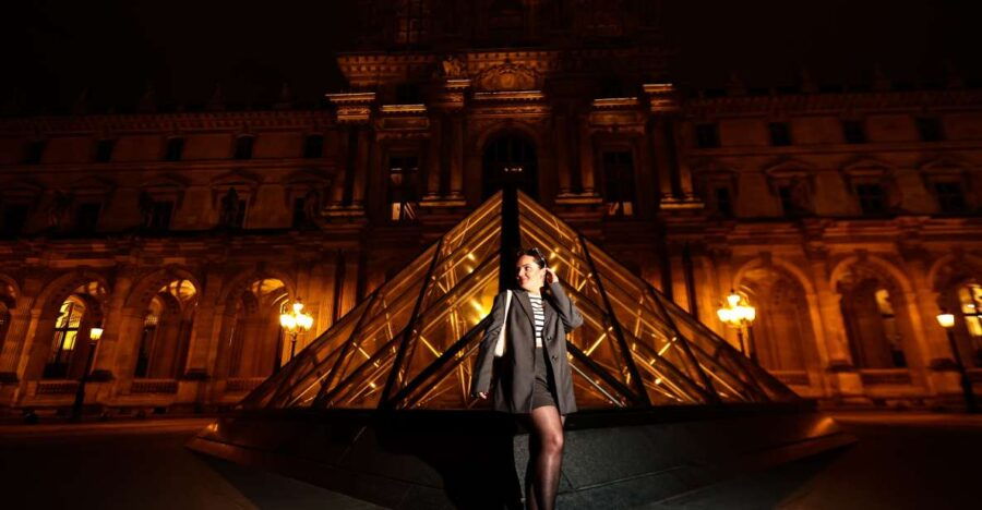 Paris: Professional Photoshoot With 400 Photos 1 Present - Good To Know