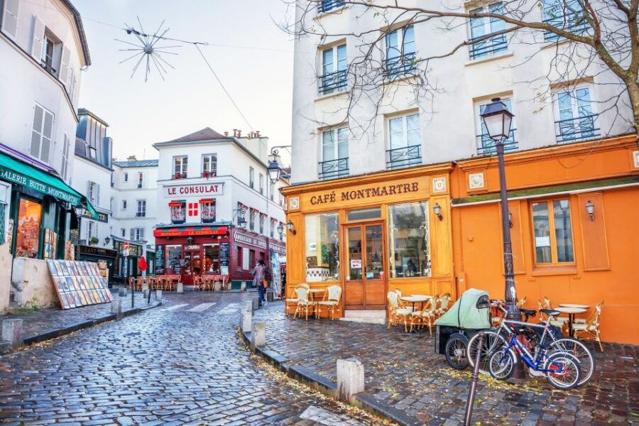 Paris's Old Town and Top Attractions Private Car Tour - Good To Know