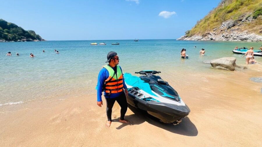 Patong Beach: Visit 9 Famous Islands in Phuket by Jet Ski