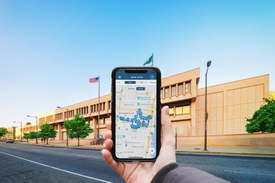 Philadelphia: In-App Scavenger Hunt and Walking Tour - Good To Know