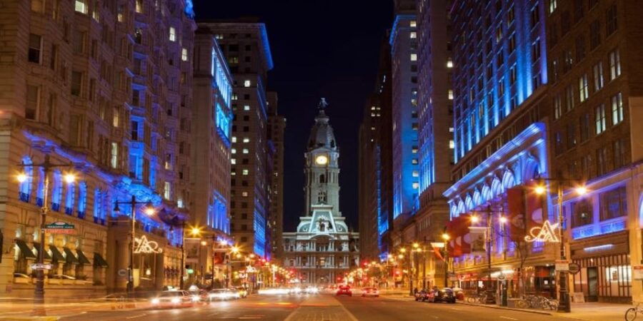 Philadelphia: Small Group Night Tour W/ Philly Cheesesteak - Good To Know