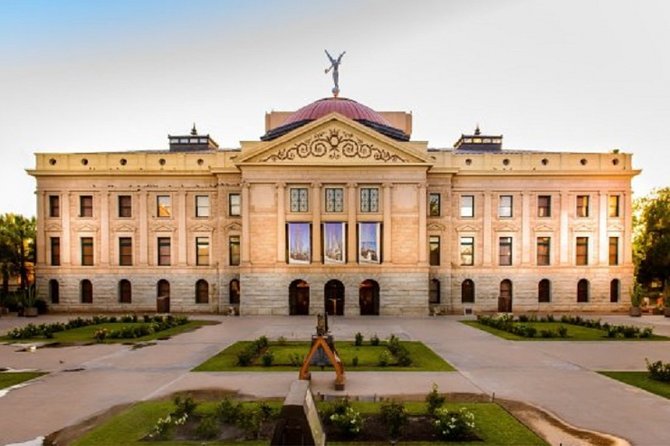 Phoenix Scavenger Hunt: Arizonas Capitol Sights