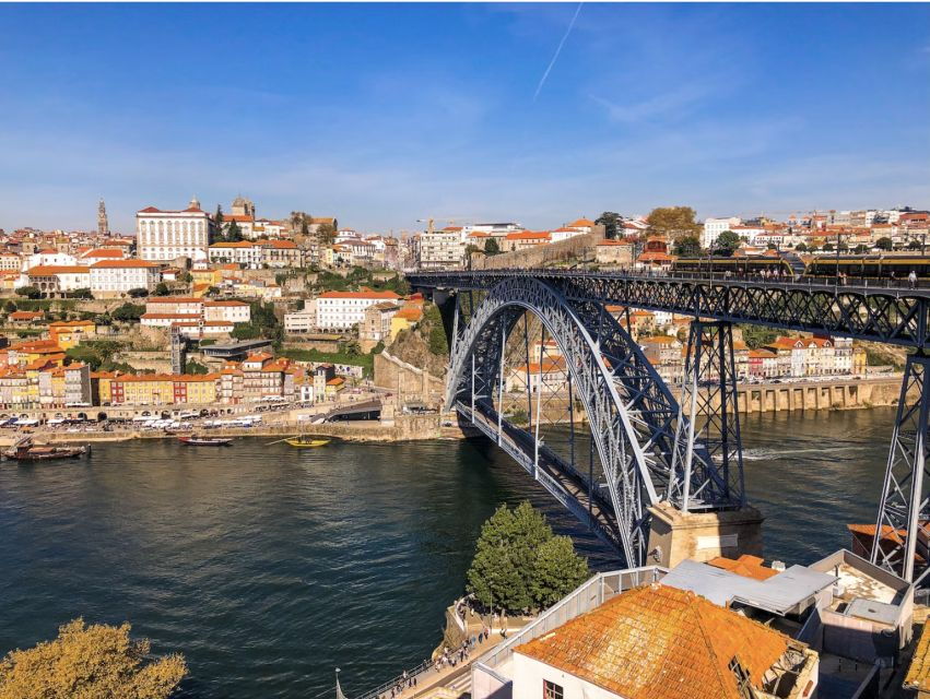 Photo Tour Porto: Walking Tour With Professional Photoshoot - Good To Know