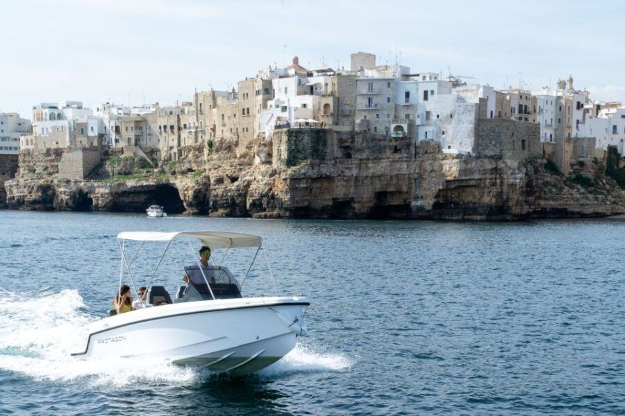 Polignano a Mare: Caves and Grottos Tour by Boat With Spritz - Good To Know