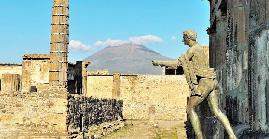 Pompeii: Guided Walking Tour With Skip-The-Line Entry Ticket