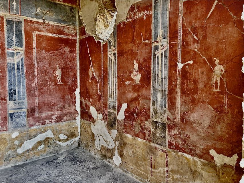 Pompeii: Walking Guided Tour and Ticket