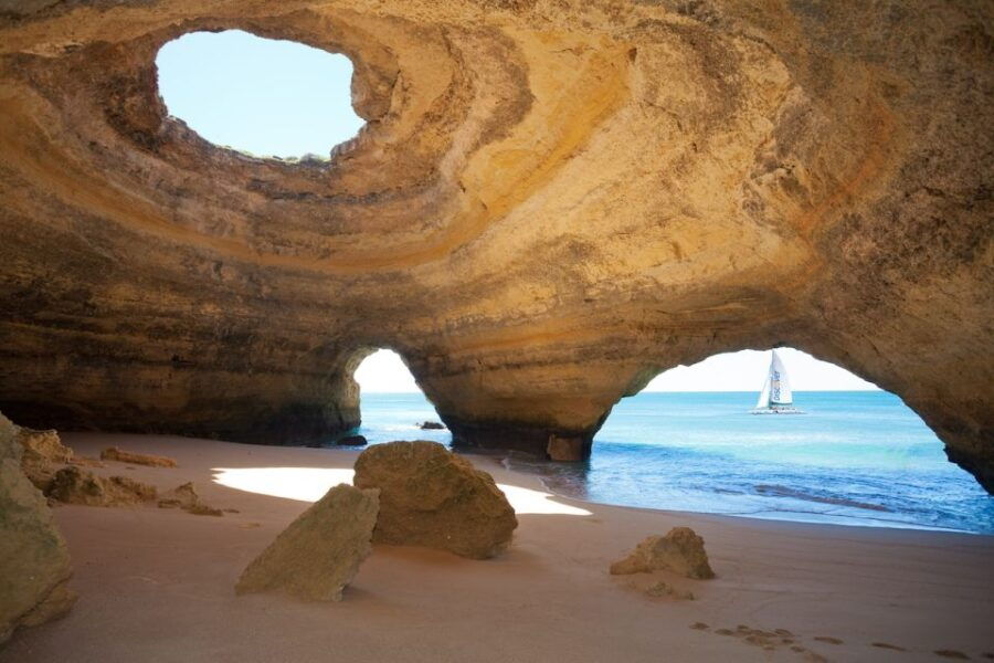 Portimão: Half-Day Catamaran Cruise to Benagil & Carvoeiro - Good To Know