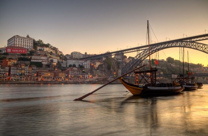 Porto: Full-Day All-Inclusive Private City Sightseeing Tour - Good To Know