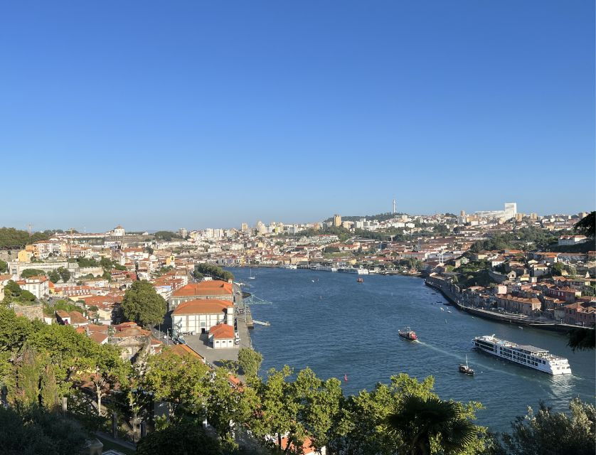 Porto: Mysteries, Legends, and Crimes Walking Tour - Good To Know